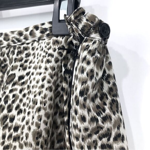 Casual Corner Cheetah Print Lightweight A line Mini Skirt - Picture 4 of 7